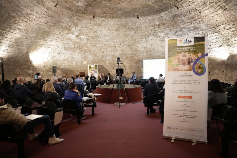 Puglia Imperiale Experience Pass: grande partecipazione al Castello Svevo di Barletta per il lancio del progetto che mette in rete territorio, servizi e opportunità